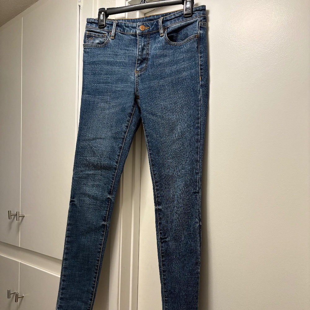 Armani Exchange skinny jeans -size 29 but runs small